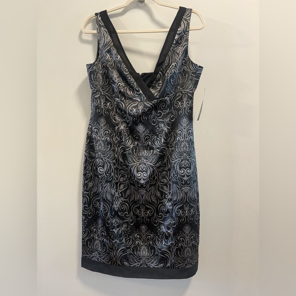 NWT Jones Wear Dress Ladies Sz 12 Black & Silver
